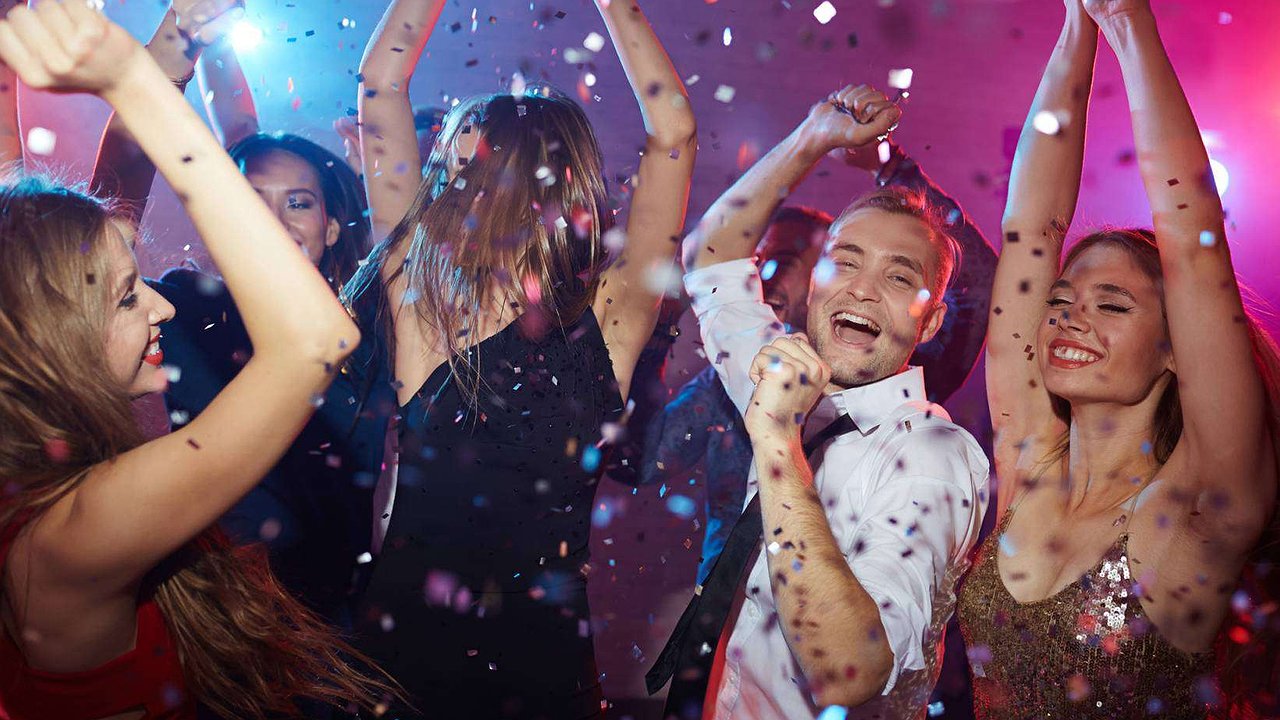 Главная картинка новости: Где в городе можно потанцевать
