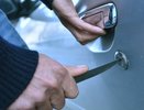 Насмотрелся фильмов: в Замелекесье пьяный челнинец пытался угнать авто, вскрыв замок ножом