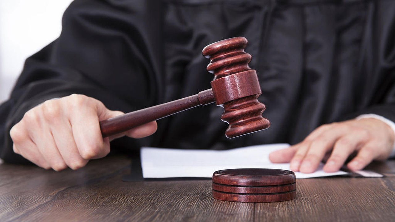 Главная картинка новости: В Челнах стало меньше преступлений совершаться подростками