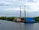 Приплыли: в Челнах вслед за «Аяксом» с берега перевезли и другие суда