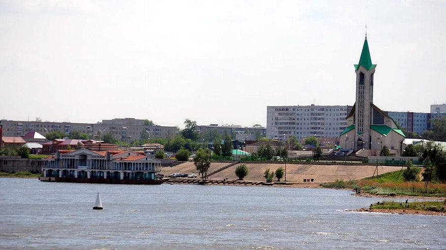 Главная картинка новости: Челнинец схлопотал штраф в 5 тыс. рублей за то, что избил друга на пляже в присутствии детей