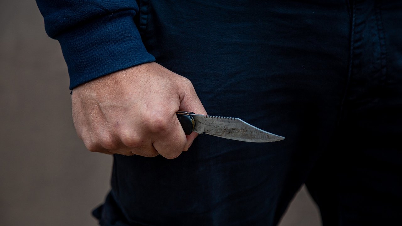 Главная картинка новости: Ревнивый челнинец убил сожительницу, которая моложе его на 16  лет