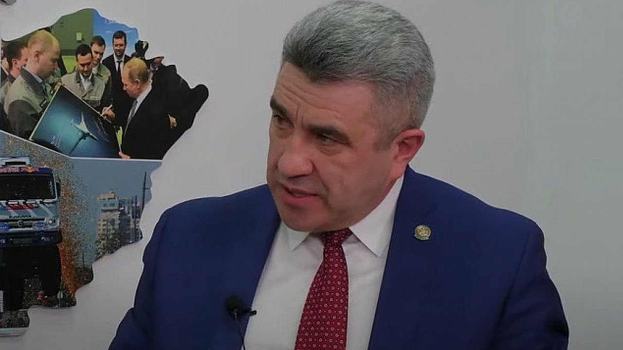 Главная картинка новости: ЕГЭ не для всех и защита Родины - чего ждать школьникам Татарстана в новом учебном году