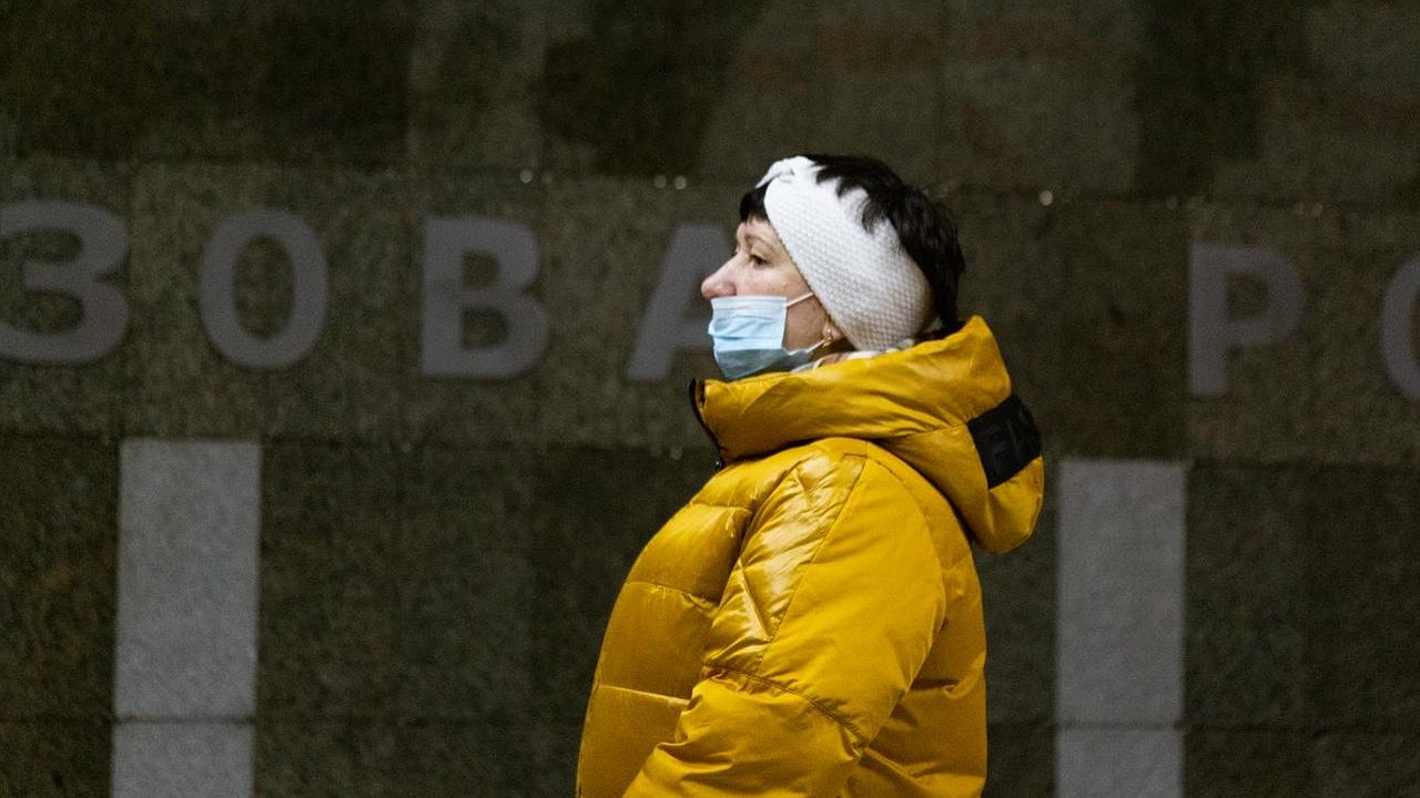 Главная картинка новости: Инфекционисты предупредил о новой волне COVID-19 