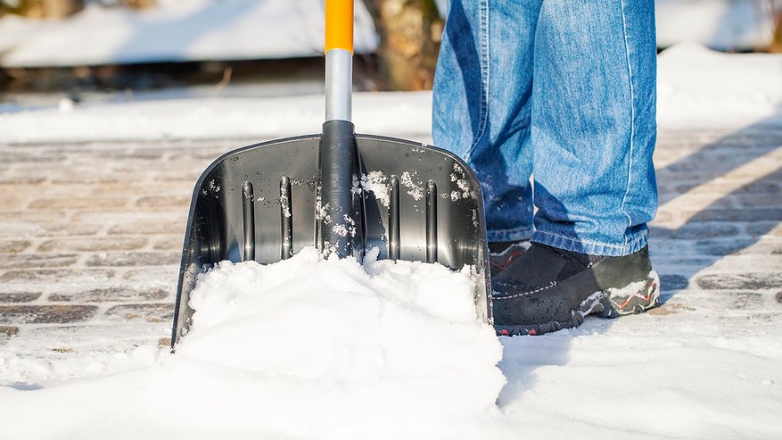 Главная картинка новости: В Татарстане хозяин убил своего гостя, ударив лопатой по голове, а потом ушел спать