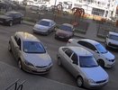 В Челнах иномарка на полном ходу въехала в многоэтажку (видео)