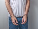Челнинские полицейские задержали курьера, который обманным способом забирал у пенсионерок деньги