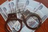 Миниатюра новости: В Челнах юрист обдурила местных жителей на 7,5 млн рублей