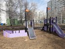 В Татарстане на детской площадке на ребенка упал турник 