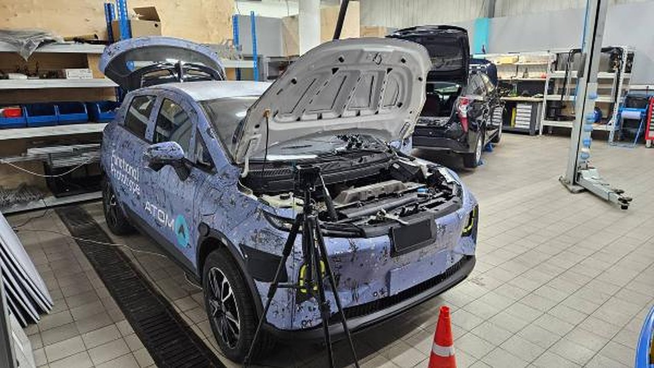 Главная картинка новости: Серийное производство электромобиля «Атом» начнется в июле