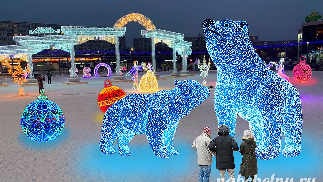 Главная картинка новости: В Челнах к Новому году начали украшать площадь Азатлык