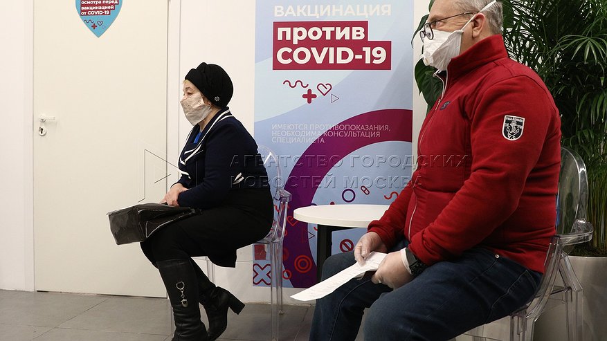 Главная картинка новости: В Челнах открыли еще один мобильный пункт вакцинации от COVID-19 