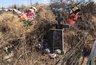 Миниатюра новости: «Устроили свалку мусора прямо на могилах» 