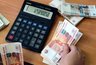 Миниатюра новости: Согласно прогнозу зарплата в России повысится до 63 тысяч