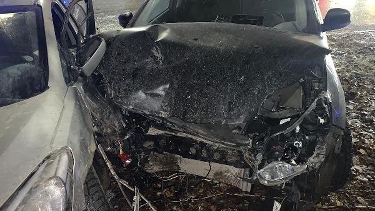 Главная картинка новости: В Нижнекамске два человека пострадали в ДТП 