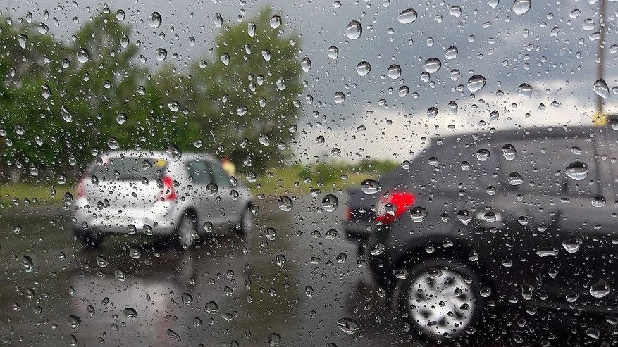 Главная картинка новости: В Татарстане объявлено штормовое предупреждение – ожидаются крупный град и ливни