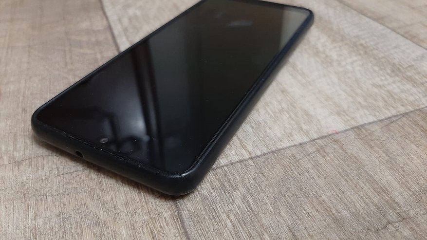 Главная картинка новости: Челнинец, нашедший на улице телефон, посчитал себя счастливчиком