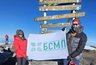 Миниатюра новости: На вершине Килиманджаро установили флаг БСМП Челнов
