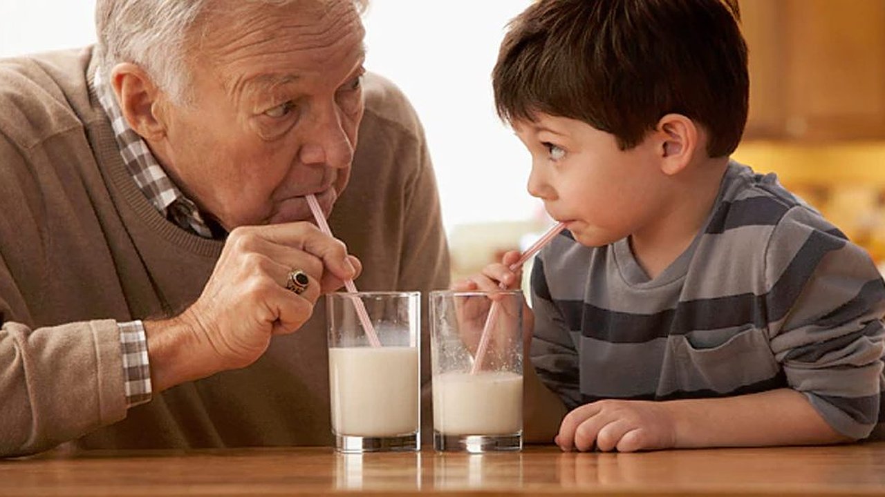 Главная картинка новости: Татарстан продал больше всех молока