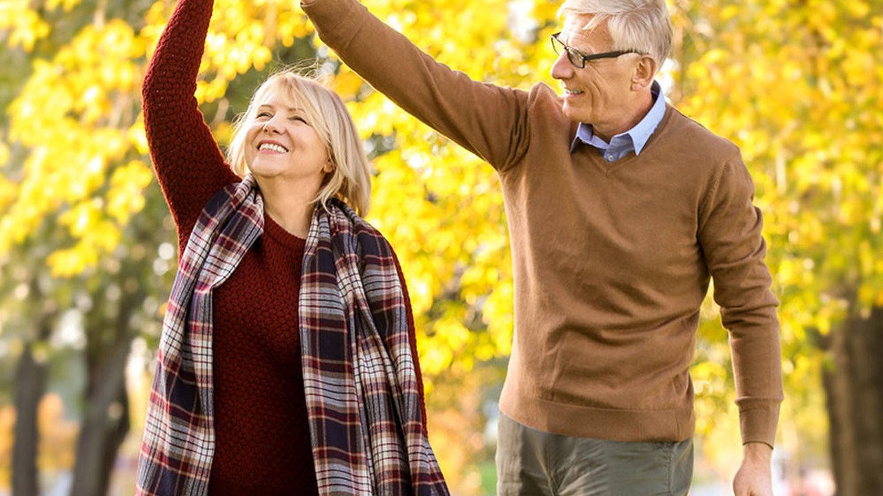 Главная картинка новости: Бесплатный поход в музей, ярмарка вакансий, чествование долгожителей