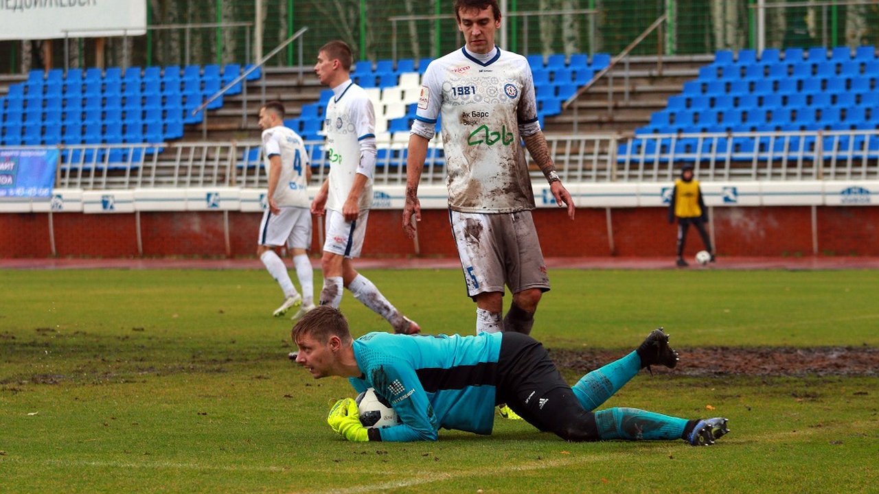 Главная картинка новости: Ближайшую игру ФК «КАМАЗ» снова проведет не дома