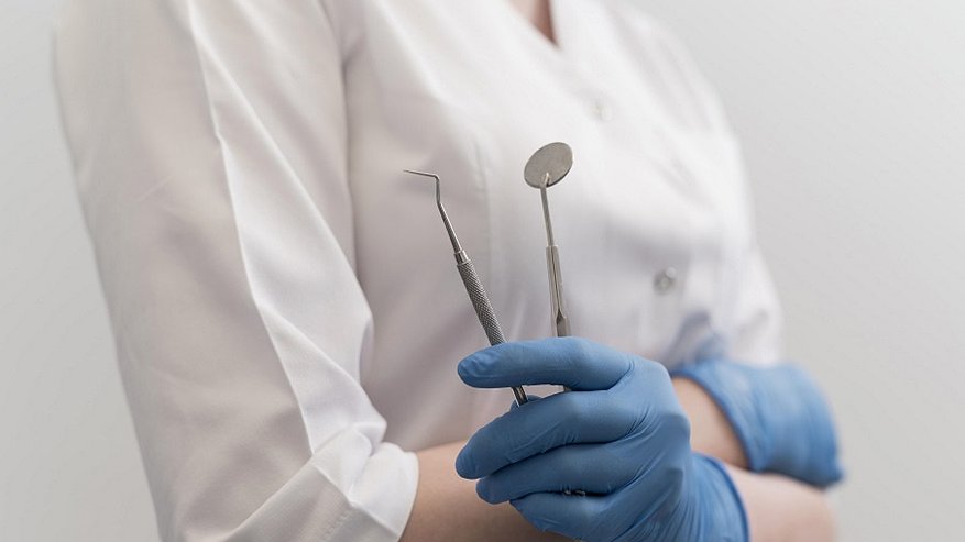 Главная картинка новости: Стоматологические клиники Набережных Челнов