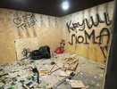 В Челнах появилась комната, где за деньги можно бить посуду, бросать бутылки в фотку начальника