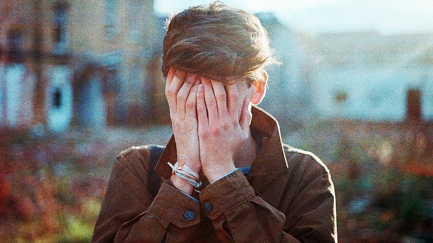 Главная картинка новости: 21-летний челнинец, чтобы помочь мошенникам, оформил на себя два кредита