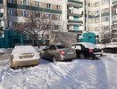Жители 17-го комплекса скинулись на вывоз снега со двора