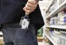 Миниатюра новости: Челнинца арестовали за кражу двух бутылок водки на трое суток