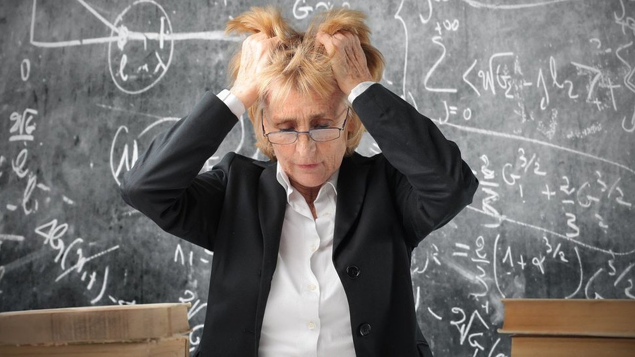 Главная картинка новости: В Татарстане педагоги получают зарплату ниже средней