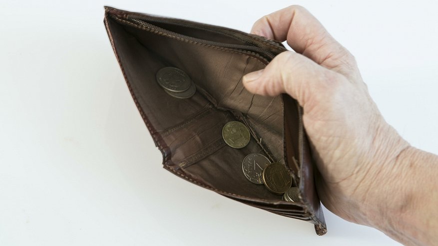 Главная картинка новости: В Татарстане сотрудники предприятия только сейчас получили зарплату за ноябрь 2019 года