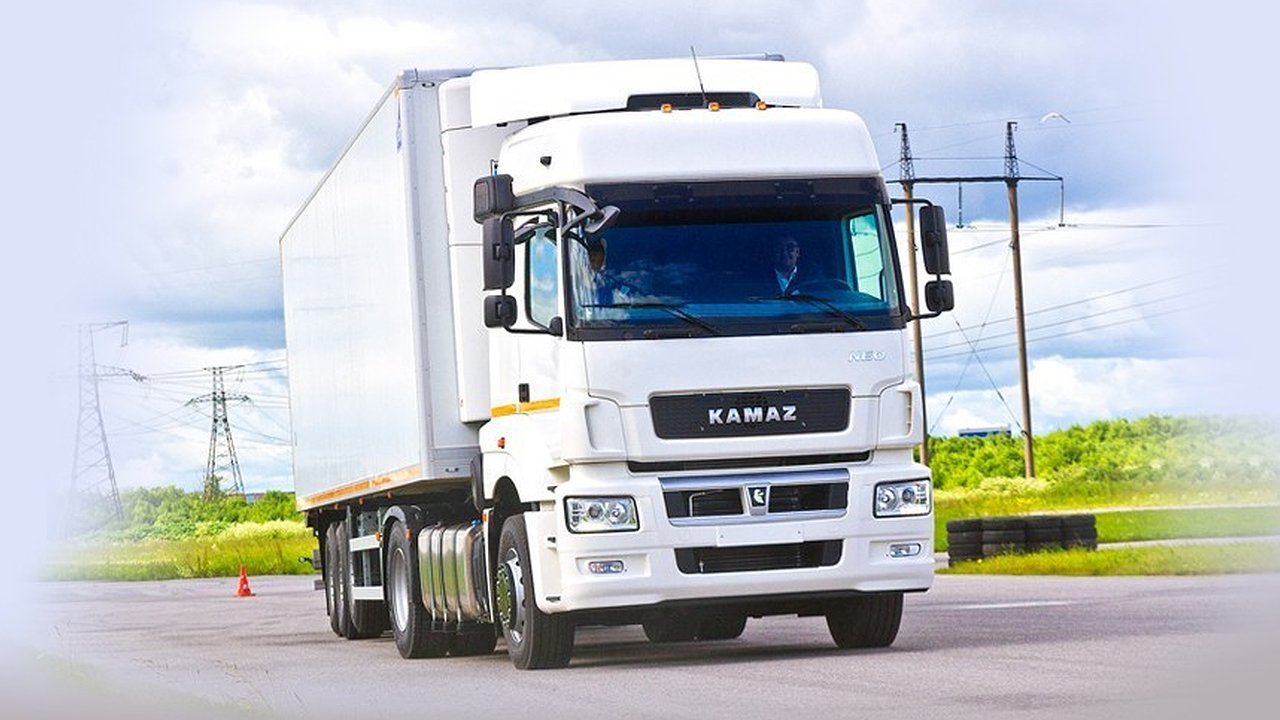 Главная картинка новости: Mail.ru внедрит почтовый сервис на КАМАЗы