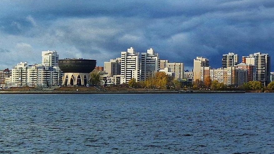 Главная картинка новости: Казань обогнала Питер и вошла в тройку городов с самыми дорогими новостройками