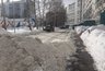 Миниатюра новости: «Почему одни дворы вылизывают, в других лишь создают видимость работы?»
