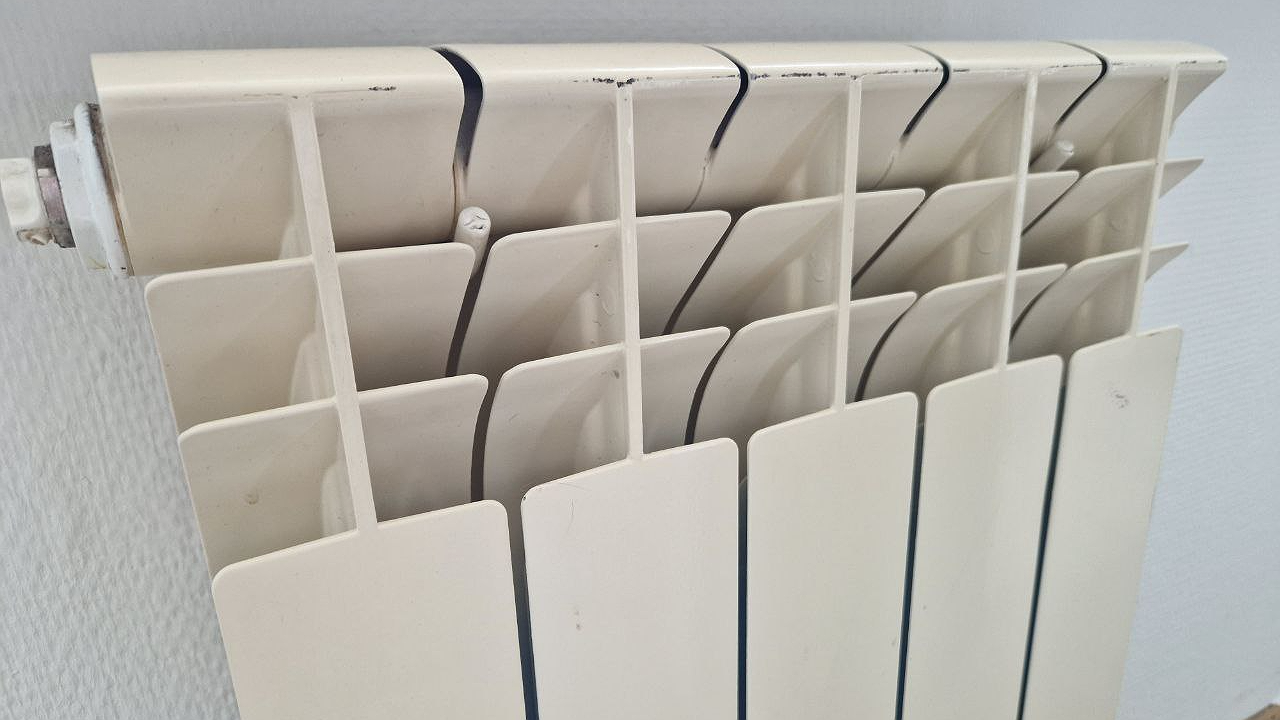 Главная картинка новости: Станет теплее, но не всем: в Челнах начнут подключать отопление