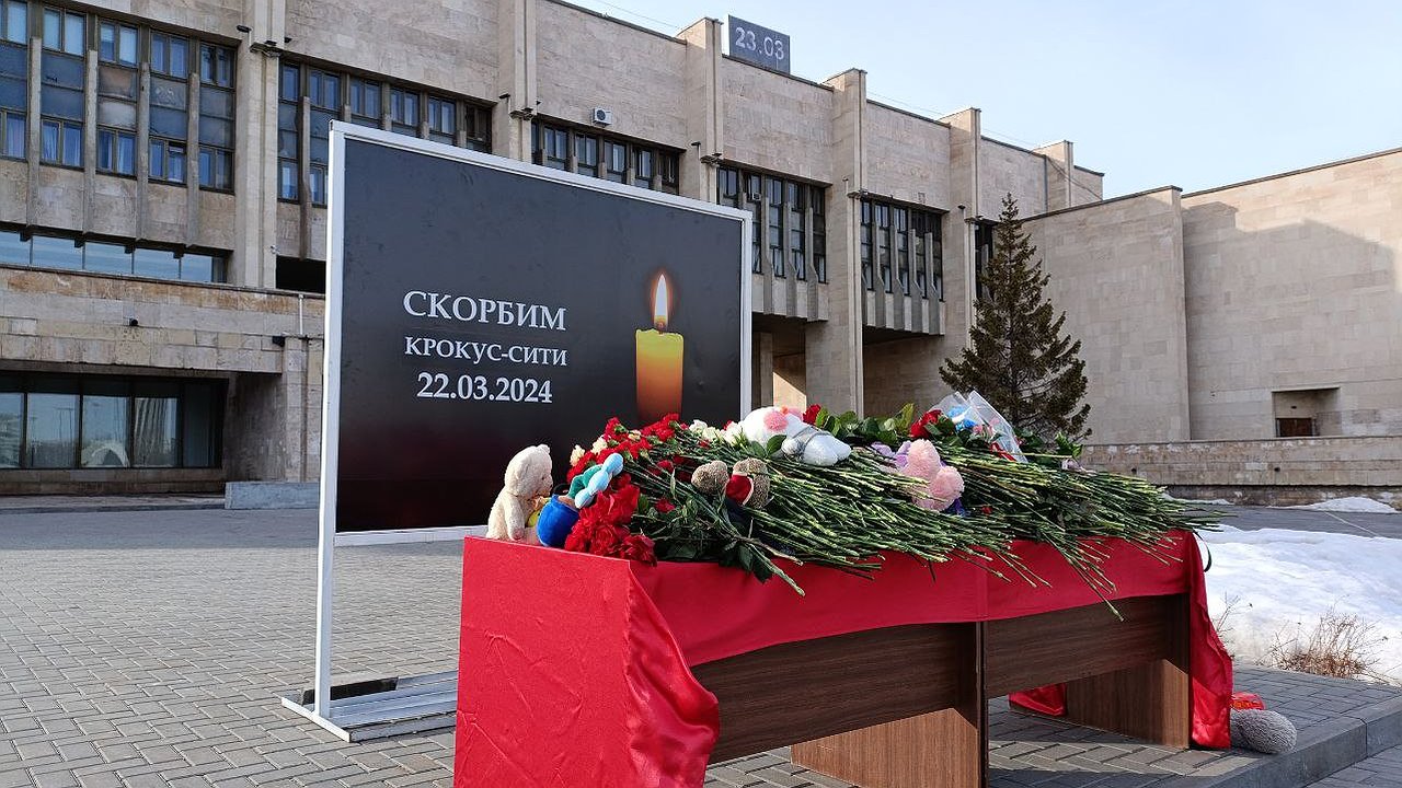 Главная картинка новости: Минниханов: В Татарстане усилят меры безопасности после теракта в "Крокусе"