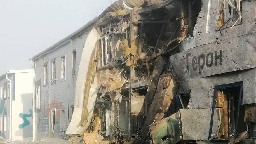 Главная картинка новости: На предприятия Елабуги и Нижнекамска совершена атака дронов