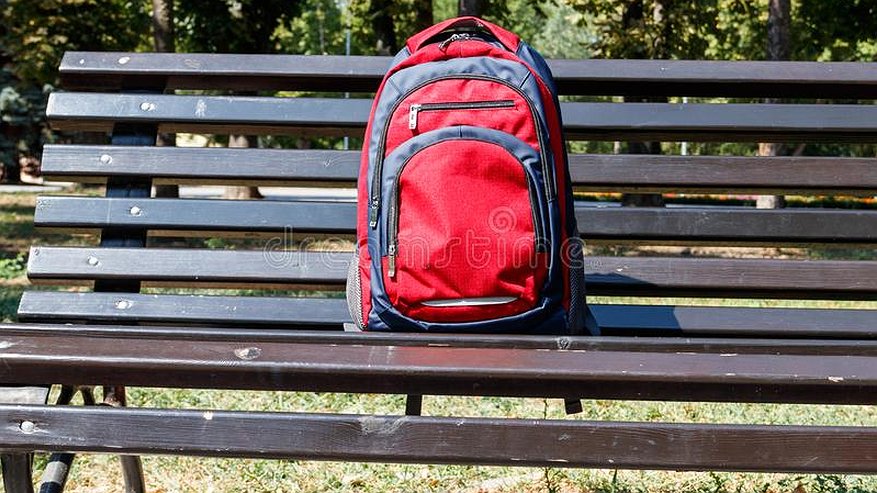 Главная картинка новости: Житель Татарстана получил 2 года условки за то, что прихватизировал лежащую на скамейке сумку