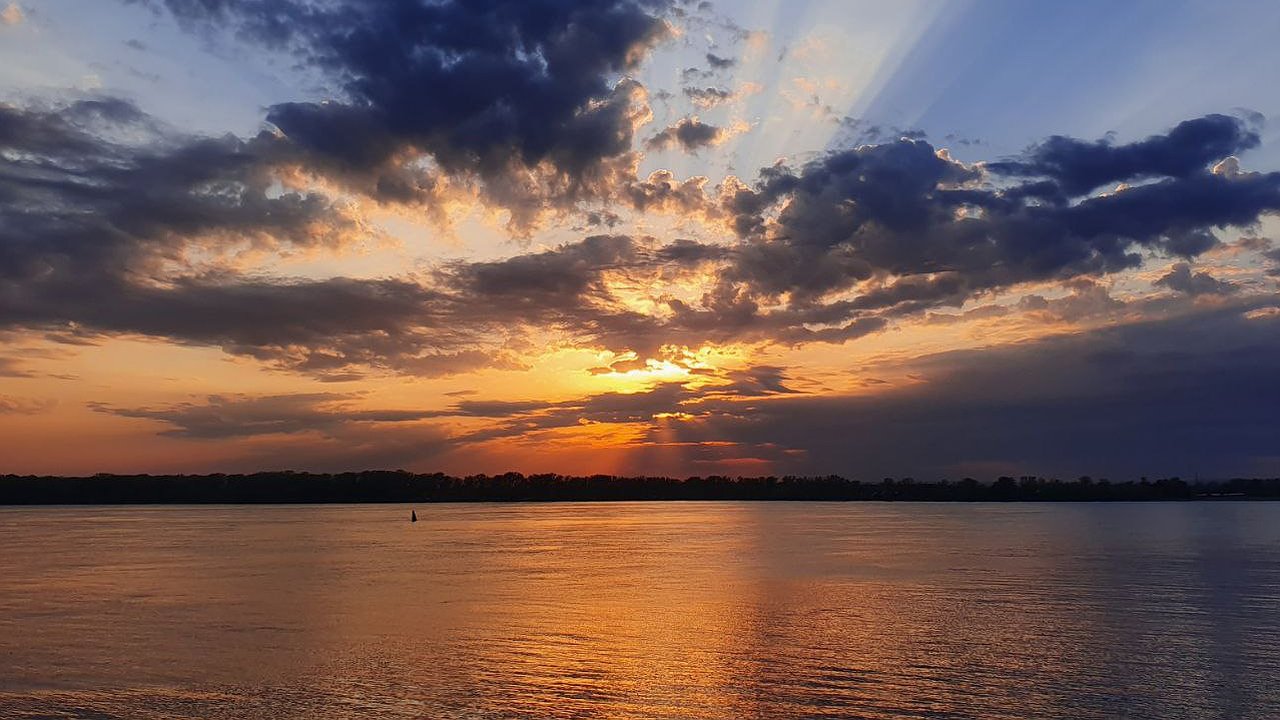 Главная картинка новости: Возвращение к истокам: коммунисты Татарстана требуют вернуть милицию и зимнее время