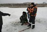 Миниатюра новости: Челнинских рыбаков предупреждают – лед тонкий
