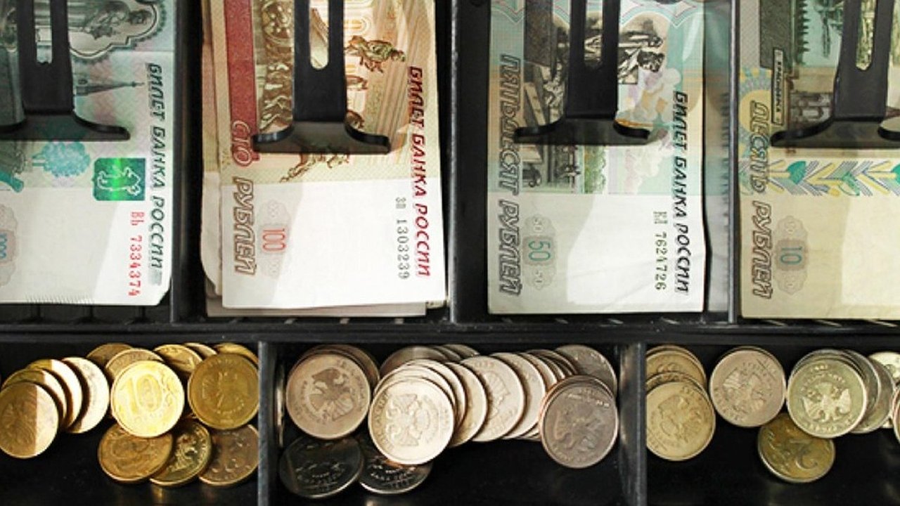 Главная картинка новости: Воры среди своих: замдиректора магазина «Табыш» украла 110 тыс. рублей