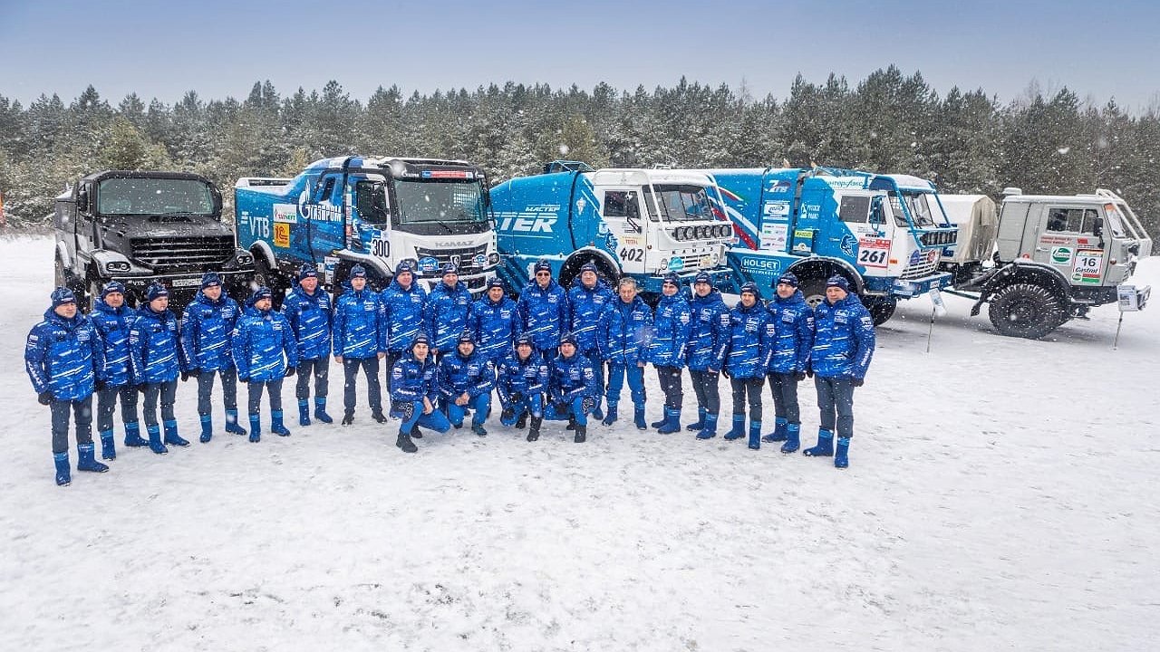 Главная картинка новости: Не на чужбине, так на родине: ралли «Шелковый путь» пройдет в Татарстане