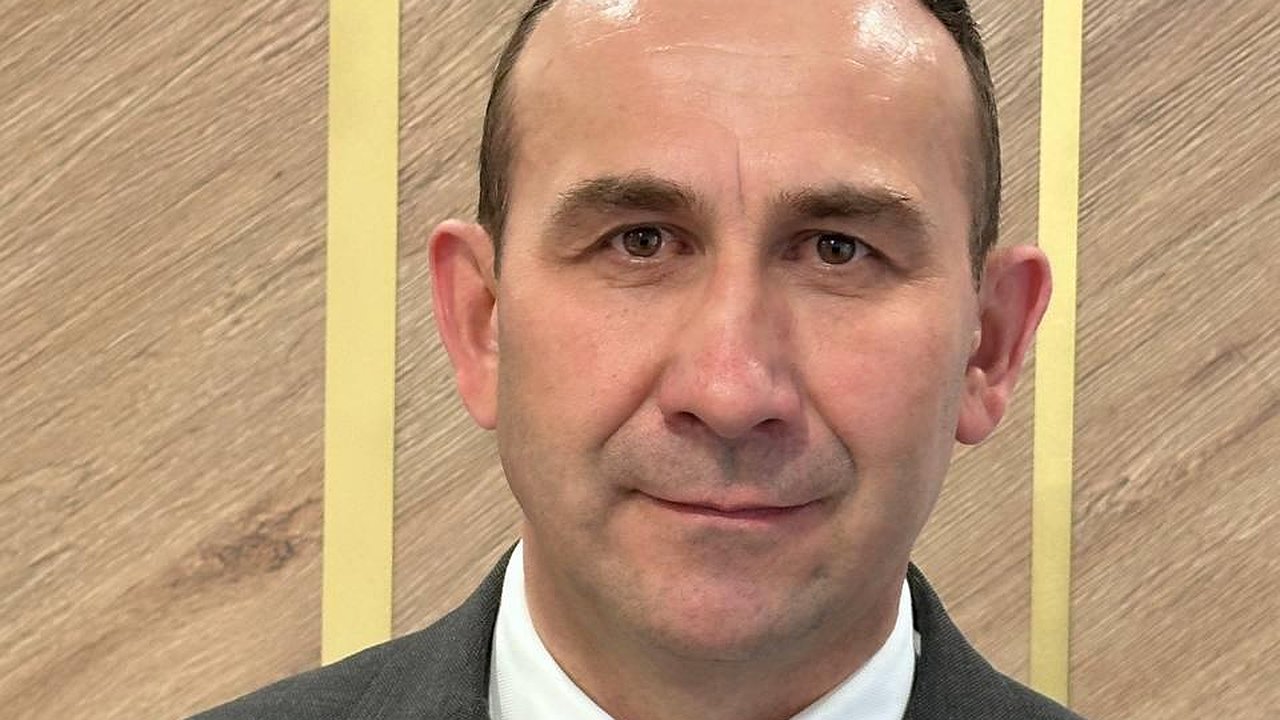 Главная картинка новости: Камиль Назмиев возглавил Прикамское территориальное управление минэкологии РТ