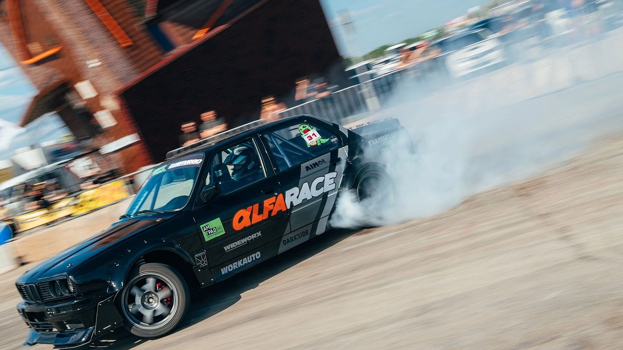 Главная картинка новости: Крутое мероприятие: в автограде состоятся соревнования по автодрифту