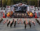 Солдатская каша, Бессмертный полк и салют