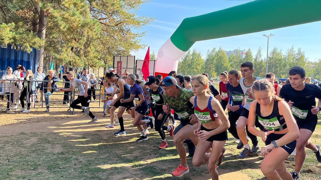 Главная картинка новости: Кросс Наций объединил 22 тыс. челнинцев