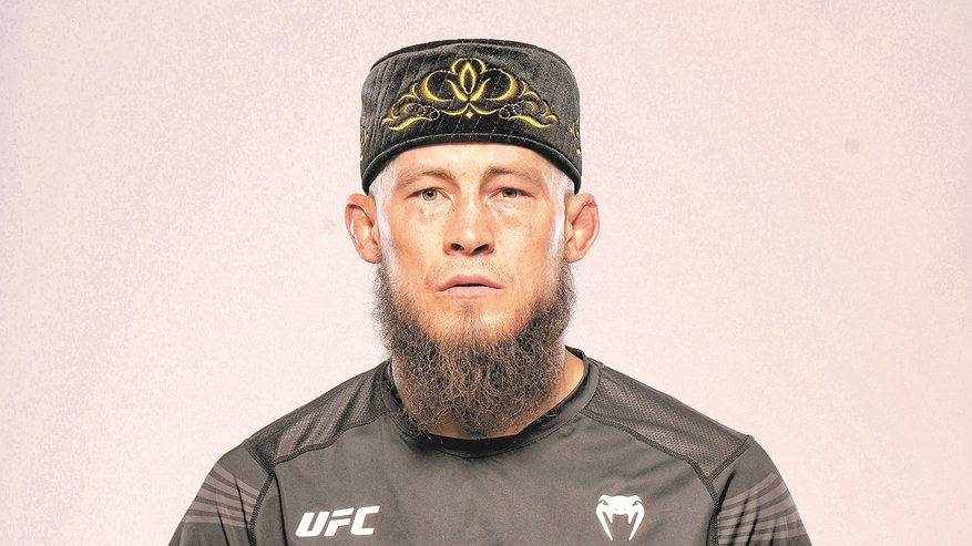 Главная картинка новости: Ринат Фахретдинов: «Меня мотивирует то, что я первый и единственный татарин в UFC»