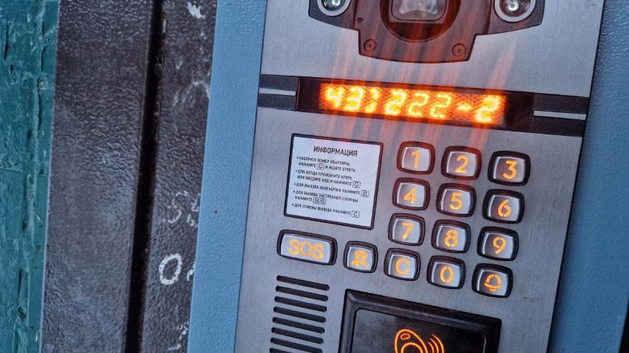 Главная картинка новости: Домофоны Челнов начали исполнять мелодию «День Победы»