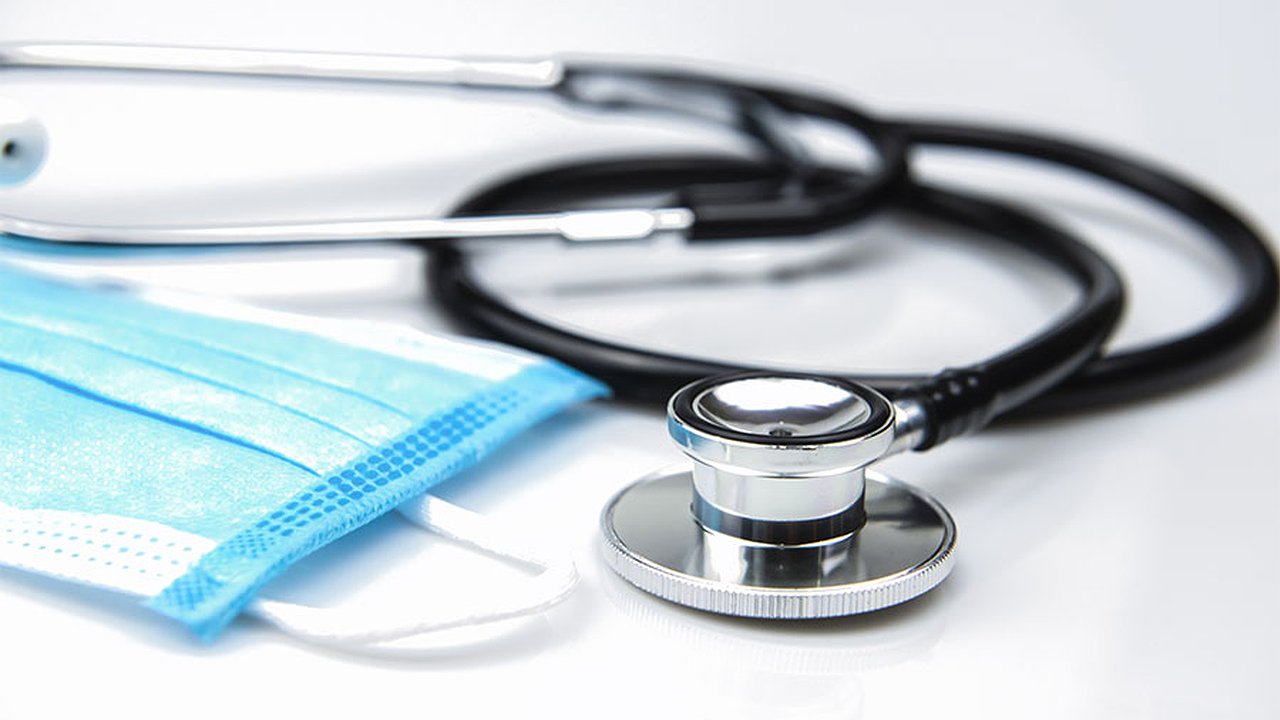 Главная картинка новости: Медиков ждут доплаты